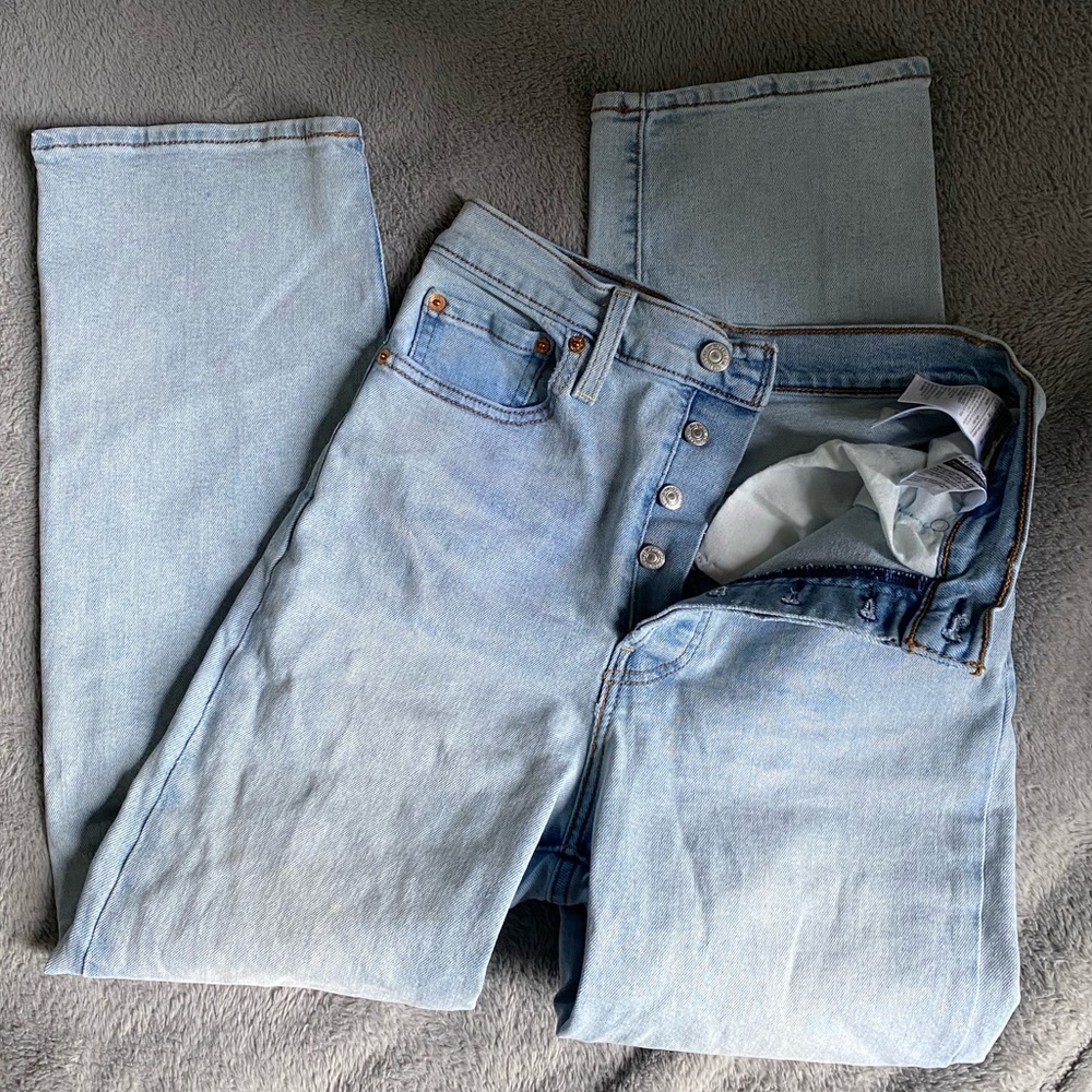 Levi’s Ribcage Straight Jeans